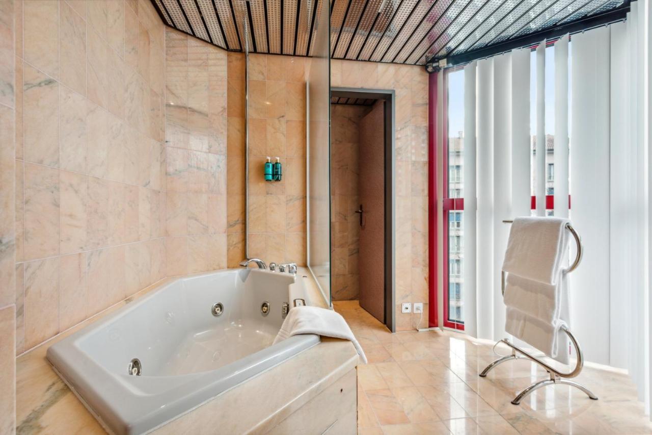 Becozy Au Parc Retro Edition Self-Check-In Rooms & Studios Fribourg Exteriör bild