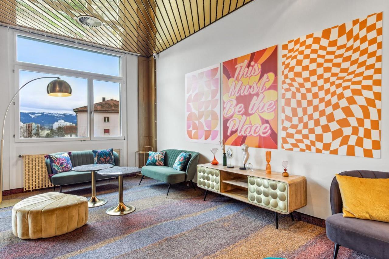 Becozy Au Parc Retro Edition Self-Check-In Rooms & Studios Fribourg Exteriör bild